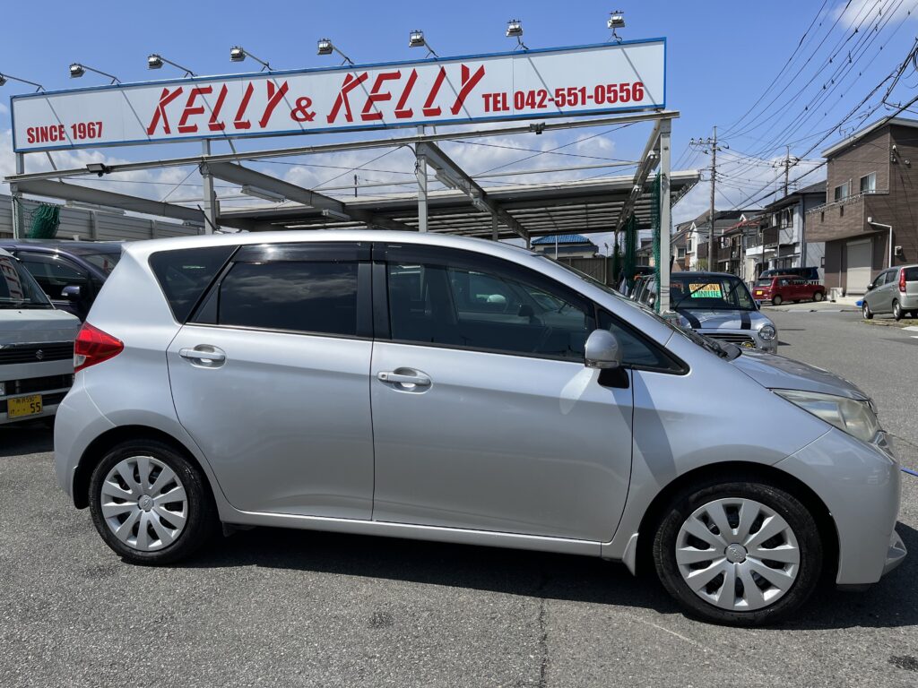 2011 Subaru Trezia Kelly & Kelly